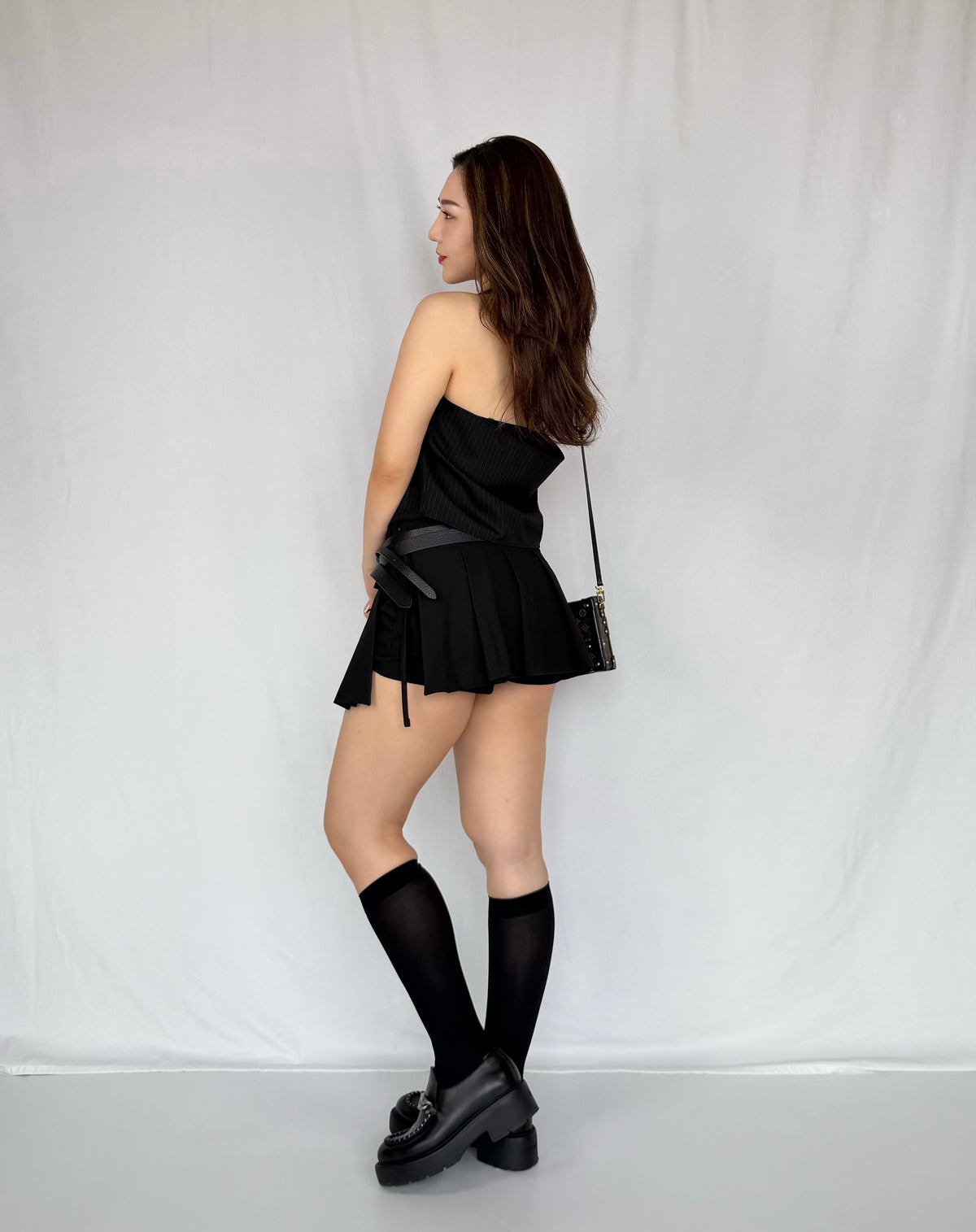 Tailored Pleated Tie-Side Skort
西裝感百褶綁帶裙褲