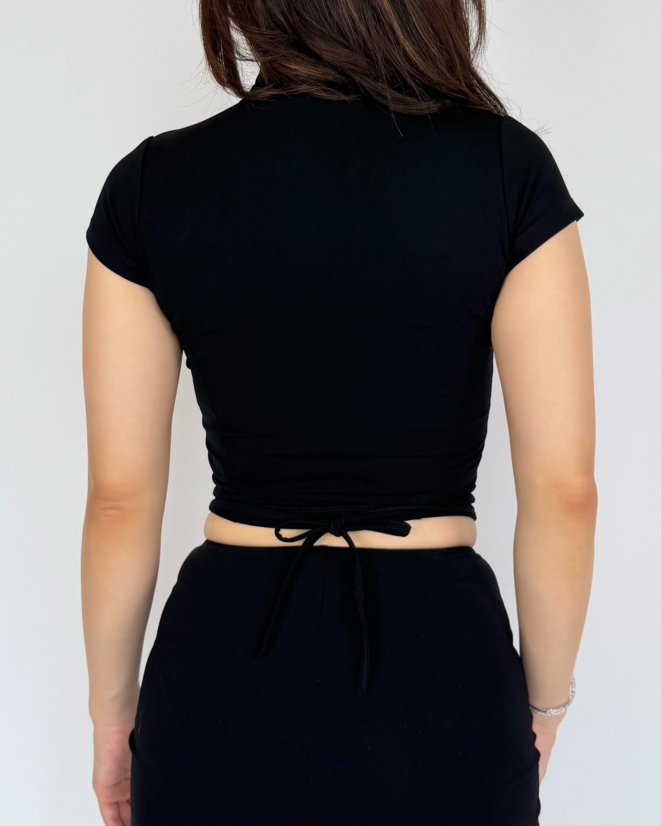 Allure Zip Sculpt Crop Top