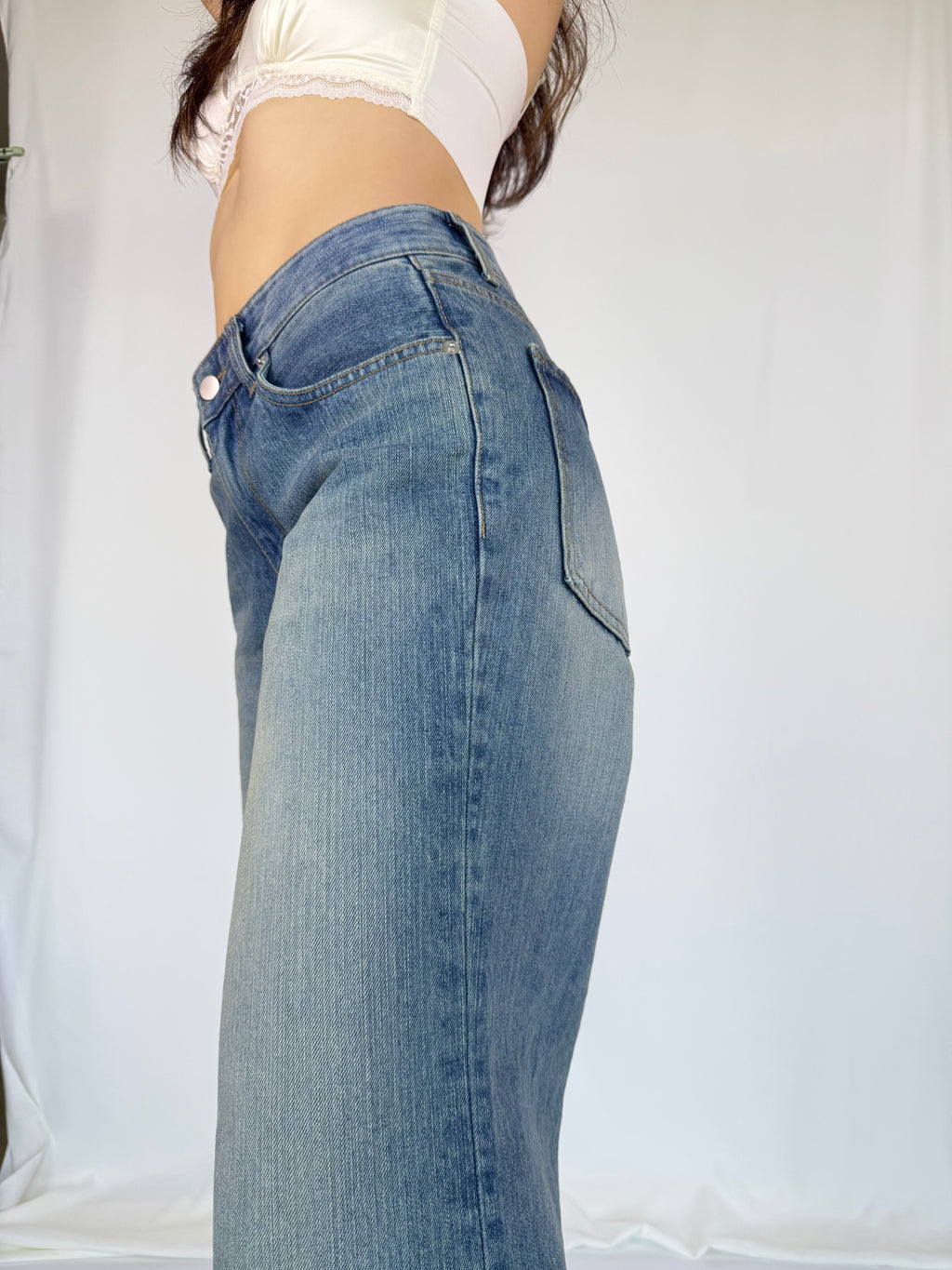 Sienna High‑Rise Wide Leg Jeans
復古修長高腰闊腳牛仔褲