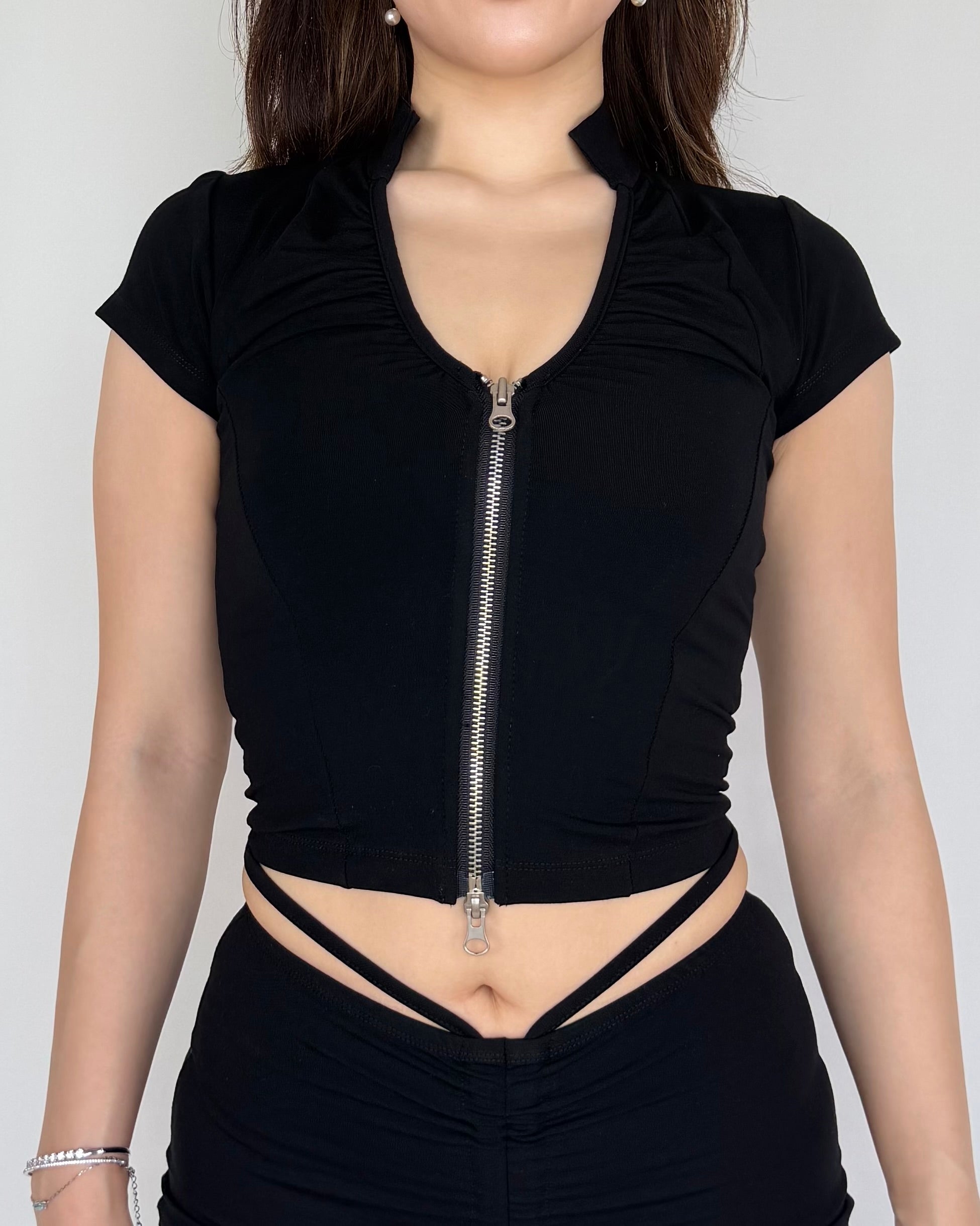 Allure Zip Sculpt Crop Top