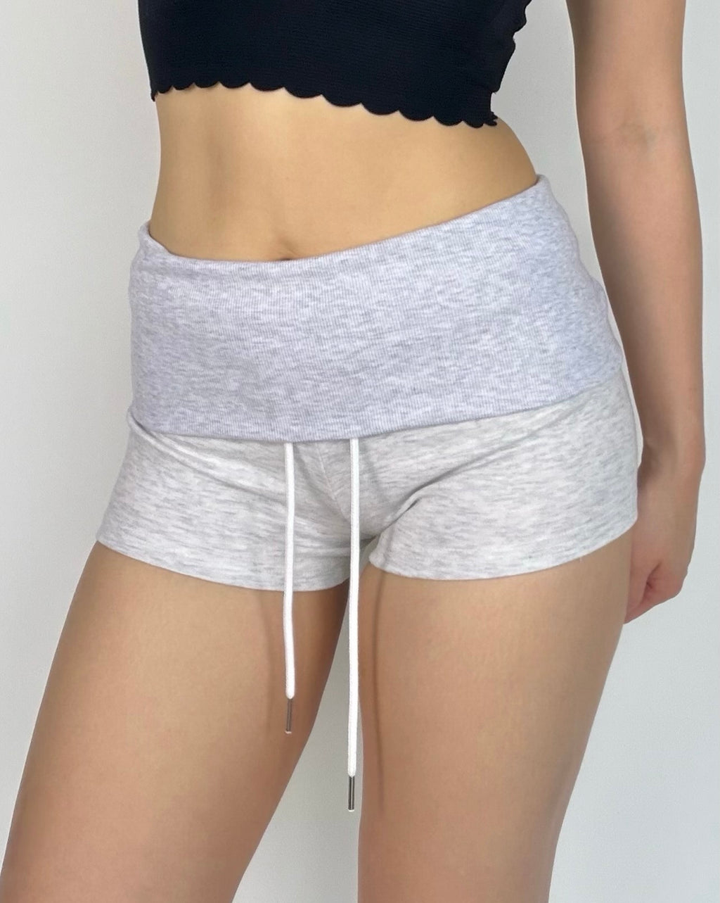Cloud Fold Lounge Shorts  
雲感低腰翻摺短褲