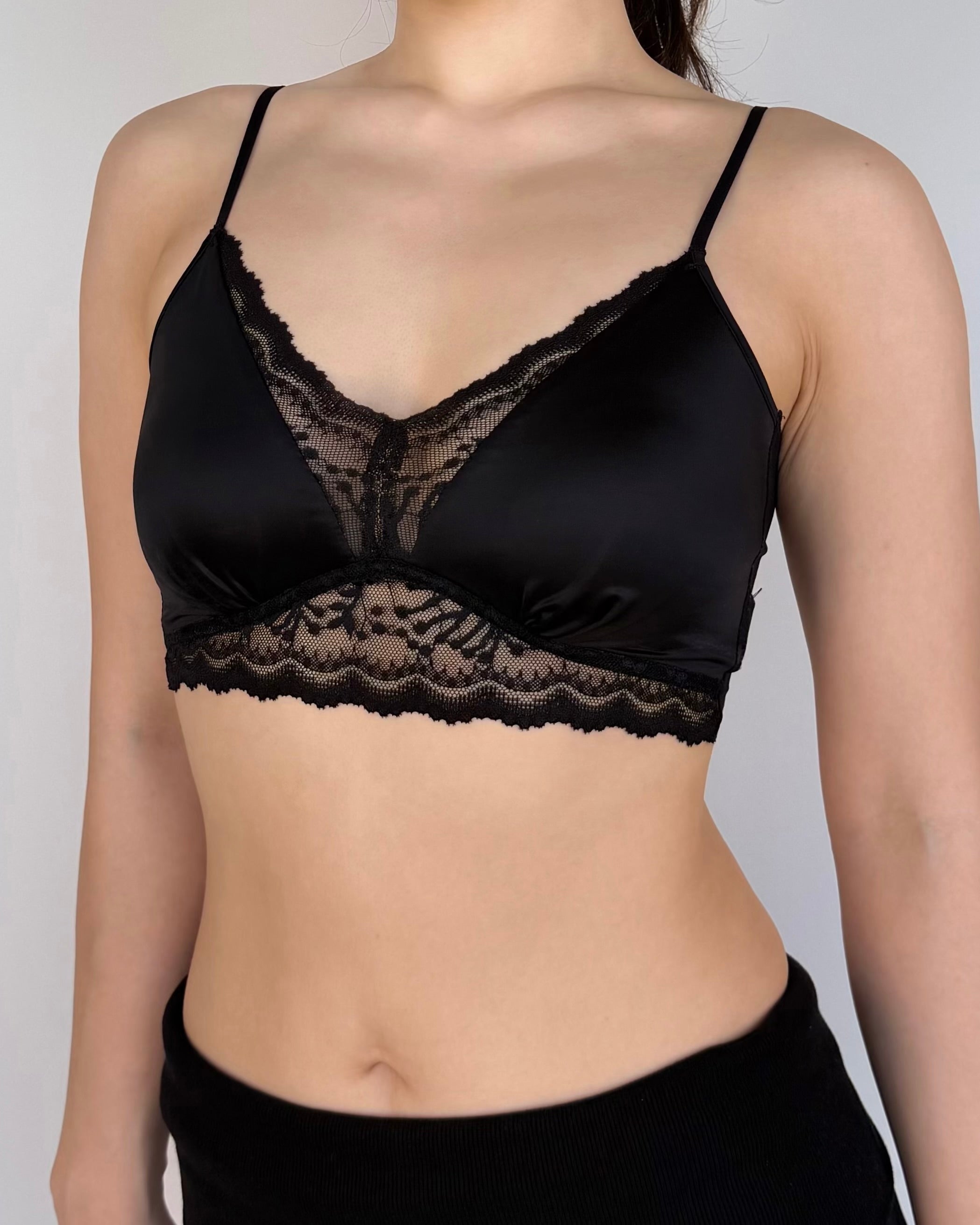 Silky Scalloped Lace Bralette
