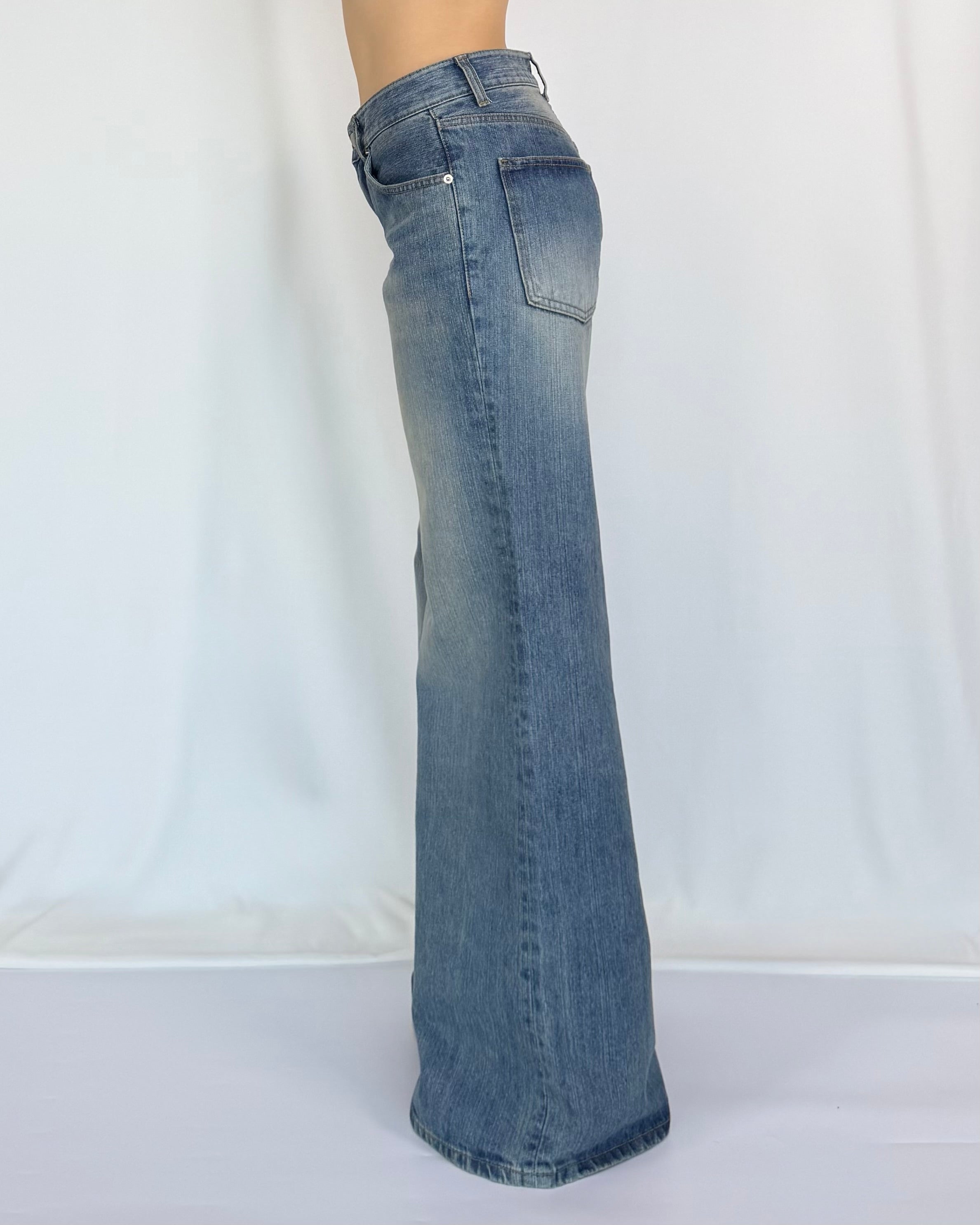 Sienna High‑Rise Wide Leg Jeans
復古修長高腰闊腳牛仔褲