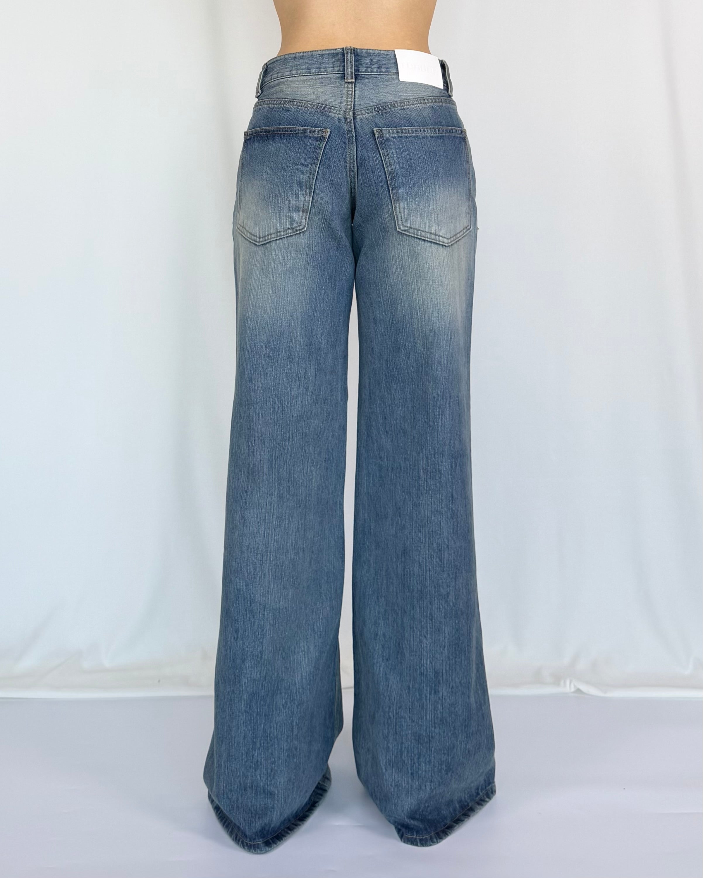 Sienna High‑Rise Wide Leg Jeans
復古修長高腰闊腳牛仔褲